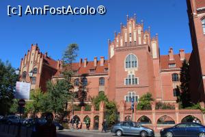 [P02] Toruń, Collegium Maius UMK - Facultatea de Științe Umaniste a Universității Nicolaus Copernicus » foto by mprofeanu
 - 
<span class="allrVoted glyphicon glyphicon-heart hidden" id="av1398952"></span>
<a class="m-l-10 hidden" id="sv1398952" onclick="voting_Foto_DelVot(,1398952,23133)" role="button">șterge vot <span class="glyphicon glyphicon-remove"></span></a>
<a id="v91398952" class=" c-red"  onclick="voting_Foto_SetVot(1398952)" role="button"><span class="glyphicon glyphicon-heart-empty"></span> <b>LIKE</b> = Votează poza</a> <img class="hidden"  id="f1398952W9" src="/imagini/loader.gif" border="0" /><span class="AjErrMes hidden" id="e1398952ErM"></span>