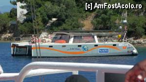 [P55] Gaios, Paxos - la plecare, pasagerii altui katamaran frumos ne salutau din mers » foto by Dragoș_MD
 - 
<span class="allrVoted glyphicon glyphicon-heart hidden" id="av423971"></span>
<a class="m-l-10 hidden" id="sv423971" onclick="voting_Foto_DelVot(,423971,23149)" role="button">șterge vot <span class="glyphicon glyphicon-remove"></span></a>
<a id="v9423971" class=" c-red"  onclick="voting_Foto_SetVot(423971)" role="button"><span class="glyphicon glyphicon-heart-empty"></span> <b>LIKE</b> = Votează poza</a> <img class="hidden"  id="f423971W9" src="/imagini/loader.gif" border="0" /><span class="AjErrMes hidden" id="e423971ErM"></span>