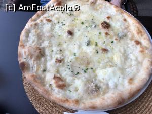 [P09] Restaurant Egger - pizza quatro formaggi » foto by mishu
 - 
<span class="allrVoted glyphicon glyphicon-heart hidden" id="av1208344"></span>
<a class="m-l-10 hidden" id="sv1208344" onclick="voting_Foto_DelVot(,1208344,23171)" role="button">șterge vot <span class="glyphicon glyphicon-remove"></span></a>
<a id="v91208344" class=" c-red"  onclick="voting_Foto_SetVot(1208344)" role="button"><span class="glyphicon glyphicon-heart-empty"></span> <b>LIKE</b> = Votează poza</a> <img class="hidden"  id="f1208344W9" src="/imagini/loader.gif" border="0" /><span class="AjErrMes hidden" id="e1208344ErM"></span>