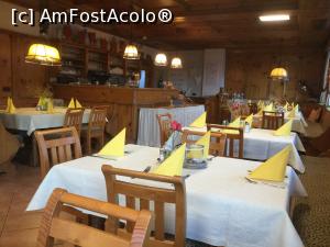 [P18] Restaurantul Schweiger - inca o vedere spre restaurant » foto by mishu
 - 
<span class="allrVoted glyphicon glyphicon-heart hidden" id="av1168954"></span>
<a class="m-l-10 hidden" id="sv1168954" onclick="voting_Foto_DelVot(,1168954,23171)" role="button">șterge vot <span class="glyphicon glyphicon-remove"></span></a>
<a id="v91168954" class=" c-red"  onclick="voting_Foto_SetVot(1168954)" role="button"><span class="glyphicon glyphicon-heart-empty"></span> <b>LIKE</b> = Votează poza</a> <img class="hidden"  id="f1168954W9" src="/imagini/loader.gif" border="0" /><span class="AjErrMes hidden" id="e1168954ErM"></span>