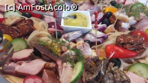 [P30] platou la masa festiva » foto by silvia tudoran
 - 
<span class="allrVoted glyphicon glyphicon-heart hidden" id="av928535"></span>
<a class="m-l-10 hidden" id="sv928535" onclick="voting_Foto_DelVot(,928535,23196)" role="button">șterge vot <span class="glyphicon glyphicon-remove"></span></a>
<a id="v9928535" class=" c-red"  onclick="voting_Foto_SetVot(928535)" role="button"><span class="glyphicon glyphicon-heart-empty"></span> <b>LIKE</b> = Votează poza</a> <img class="hidden"  id="f928535W9" src="/imagini/loader.gif" border="0" /><span class="AjErrMes hidden" id="e928535ErM"></span>