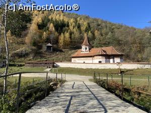 [P22] Biserica Adormirii Maicii Domnului » foto by nicole33
 - 
<span class="allrVoted glyphicon glyphicon-heart hidden" id="av1327729"></span>
<a class="m-l-10 hidden" id="sv1327729" onclick="voting_Foto_DelVot(,1327729,23210)" role="button">șterge vot <span class="glyphicon glyphicon-remove"></span></a>
<a id="v91327729" class=" c-red"  onclick="voting_Foto_SetVot(1327729)" role="button"><span class="glyphicon glyphicon-heart-empty"></span> <b>LIKE</b> = Votează poza</a> <img class="hidden"  id="f1327729W9" src="/imagini/loader.gif" border="0" /><span class="AjErrMes hidden" id="e1327729ErM"></span>