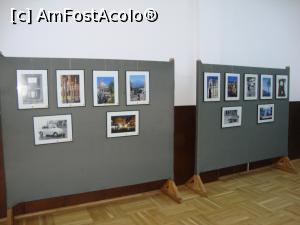 [P03] Pentru început, vizităm muzeul. La parter este amenajată o expoziție temporară de fotografie - ”Sicilia”.  » foto by Floryn81
 - 
<span class="allrVoted glyphicon glyphicon-heart hidden" id="av742752"></span>
<a class="m-l-10 hidden" id="sv742752" onclick="voting_Foto_DelVot(,742752,23320)" role="button">șterge vot <span class="glyphicon glyphicon-remove"></span></a>
<a id="v9742752" class=" c-red"  onclick="voting_Foto_SetVot(742752)" role="button"><span class="glyphicon glyphicon-heart-empty"></span> <b>LIKE</b> = Votează poza</a> <img class="hidden"  id="f742752W9" src="/imagini/loader.gif" border="0" /><span class="AjErrMes hidden" id="e742752ErM"></span>