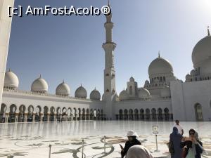 [P02] Marea Moschee Abu Dhabi » foto by nedgica
 - 
<span class="allrVoted glyphicon glyphicon-heart hidden" id="av1068495"></span>
<a class="m-l-10 hidden" id="sv1068495" onclick="voting_Foto_DelVot(,1068495,23380)" role="button">șterge vot <span class="glyphicon glyphicon-remove"></span></a>
<a id="v91068495" class=" c-red"  onclick="voting_Foto_SetVot(1068495)" role="button"><span class="glyphicon glyphicon-heart-empty"></span> <b>LIKE</b> = Votează poza</a> <img class="hidden"  id="f1068495W9" src="/imagini/loader.gif" border="0" /><span class="AjErrMes hidden" id="e1068495ErM"></span>