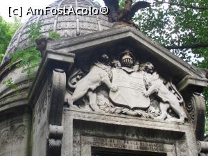 [P06] Capela și stema domnitorului Gh. Bibescu. <p> Cimitirul Pere Lachaise, Paris.  » foto by mihaelavoicu
 - 
<span class="allrVoted glyphicon glyphicon-heart hidden" id="av946188"></span>
<a class="m-l-10 hidden" id="sv946188" onclick="voting_Foto_DelVot(,946188,23478)" role="button">șterge vot <span class="glyphicon glyphicon-remove"></span></a>
<a id="v9946188" class=" c-red"  onclick="voting_Foto_SetVot(946188)" role="button"><span class="glyphicon glyphicon-heart-empty"></span> <b>LIKE</b> = Votează poza</a> <img class="hidden"  id="f946188W9" src="/imagini/loader.gif" border="0" /><span class="AjErrMes hidden" id="e946188ErM"></span>