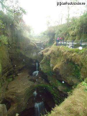 P05 [MAR-2014] cascada in ploaie