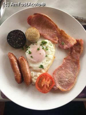 [P10] Lipseste fasolea pentru un full irish breakfast.  » foto by gregorio
 - 
<span class="allrVoted glyphicon glyphicon-heart hidden" id="av959069"></span>
<a class="m-l-10 hidden" id="sv959069" onclick="voting_Foto_DelVot(,959069,23645)" role="button">șterge vot <span class="glyphicon glyphicon-remove"></span></a>
<a id="v9959069" class=" c-red"  onclick="voting_Foto_SetVot(959069)" role="button"><span class="glyphicon glyphicon-heart-empty"></span> <b>LIKE</b> = Votează poza</a> <img class="hidden"  id="f959069W9" src="/imagini/loader.gif" border="0" /><span class="AjErrMes hidden" id="e959069ErM"></span>