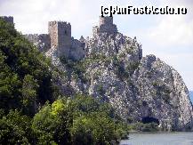 [P21] Cetatea Golubac - traversarea peretelui de stanca se face printr-un tunel » foto by marius.covaci
 - 
<span class="allrVoted glyphicon glyphicon-heart hidden" id="av147185"></span>
<a class="m-l-10 hidden" id="sv147185" onclick="voting_Foto_DelVot(,147185,23706)" role="button">șterge vot <span class="glyphicon glyphicon-remove"></span></a>
<a id="v9147185" class=" c-red"  onclick="voting_Foto_SetVot(147185)" role="button"><span class="glyphicon glyphicon-heart-empty"></span> <b>LIKE</b> = Votează poza</a> <img class="hidden"  id="f147185W9" src="/imagini/loader.gif" border="0" /><span class="AjErrMes hidden" id="e147185ErM"></span>