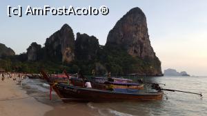 [P03] Railay beach » foto by MoniQ69
 - 
<span class="allrVoted glyphicon glyphicon-heart hidden" id="av966753"></span>
<a class="m-l-10 hidden" id="sv966753" onclick="voting_Foto_DelVot(,966753,23736)" role="button">șterge vot <span class="glyphicon glyphicon-remove"></span></a>
<a id="v9966753" class=" c-red"  onclick="voting_Foto_SetVot(966753)" role="button"><span class="glyphicon glyphicon-heart-empty"></span> <b>LIKE</b> = Votează poza</a> <img class="hidden"  id="f966753W9" src="/imagini/loader.gif" border="0" /><span class="AjErrMes hidden" id="e966753ErM"></span>