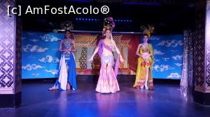 [P19] Cabaret show » foto by MoniQ69
 - 
<span class="allrVoted glyphicon glyphicon-heart hidden" id="av967334"></span>
<a class="m-l-10 hidden" id="sv967334" onclick="voting_Foto_DelVot(,967334,23742)" role="button">șterge vot <span class="glyphicon glyphicon-remove"></span></a>
<a id="v9967334" class=" c-red"  onclick="voting_Foto_SetVot(967334)" role="button"><span class="glyphicon glyphicon-heart-empty"></span> <b>LIKE</b> = Votează poza</a> <img class="hidden"  id="f967334W9" src="/imagini/loader.gif" border="0" /><span class="AjErrMes hidden" id="e967334ErM"></span>