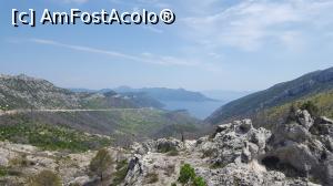 [P48] Peninsula Pelješac - peisajul din spatele Monumentului Eroilor.  » foto by Aurici
 - 
<span class="allrVoted glyphicon glyphicon-heart hidden" id="av1016369"></span>
<a class="m-l-10 hidden" id="sv1016369" onclick="voting_Foto_DelVot(,1016369,23764)" role="button">șterge vot <span class="glyphicon glyphicon-remove"></span></a>
<a id="v91016369" class=" c-red"  onclick="voting_Foto_SetVot(1016369)" role="button"><span class="glyphicon glyphicon-heart-empty"></span> <b>LIKE</b> = Votează poza</a> <img class="hidden"  id="f1016369W9" src="/imagini/loader.gif" border="0" /><span class="AjErrMes hidden" id="e1016369ErM"></span>