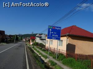 [P01] La puțin timp după ce ieși din orașul Bistrița apare indicatorul către localitatea Arcalia - unde veți descoperi conacul Bethlen.  » foto by tata123 🔱
 - 
<span class="allrVoted glyphicon glyphicon-heart hidden" id="av971584"></span>
<a class="m-l-10 hidden" id="sv971584" onclick="voting_Foto_DelVot(,971584,23793)" role="button">șterge vot <span class="glyphicon glyphicon-remove"></span></a>
<a id="v9971584" class=" c-red"  onclick="voting_Foto_SetVot(971584)" role="button"><span class="glyphicon glyphicon-heart-empty"></span> <b>LIKE</b> = Votează poza</a> <img class="hidden"  id="f971584W9" src="/imagini/loader.gif" border="0" /><span class="AjErrMes hidden" id="e971584ErM"></span>