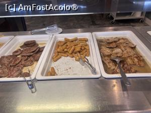 [P68] Prin restaurant » foto by krisstinna
 - 
<span class="allrVoted glyphicon glyphicon-heart hidden" id="av1393220"></span>
<a class="m-l-10 hidden" id="sv1393220" onclick="voting_Foto_DelVot(,1393220,23886)" role="button">șterge vot <span class="glyphicon glyphicon-remove"></span></a>
<a id="v91393220" class=" c-red"  onclick="voting_Foto_SetVot(1393220)" role="button"><span class="glyphicon glyphicon-heart-empty"></span> <b>LIKE</b> = Votează poza</a> <img class="hidden"  id="f1393220W9" src="/imagini/loader.gif" border="0" /><span class="AjErrMes hidden" id="e1393220ErM"></span>