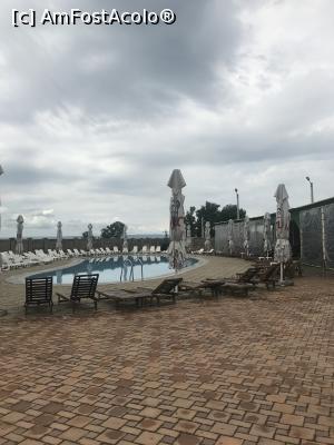 [P23] Piscina și pavilionul pentru petreceri » foto by krisstinna
 - 
<span class="allrVoted glyphicon glyphicon-heart hidden" id="av985053"></span>
<a class="m-l-10 hidden" id="sv985053" onclick="voting_Foto_DelVot(,985053,23918)" role="button">șterge vot <span class="glyphicon glyphicon-remove"></span></a>
<a id="v9985053" class=" c-red"  onclick="voting_Foto_SetVot(985053)" role="button"><span class="glyphicon glyphicon-heart-empty"></span> <b>LIKE</b> = Votează poza</a> <img class="hidden"  id="f985053W9" src="/imagini/loader.gif" border="0" /><span class="AjErrMes hidden" id="e985053ErM"></span>