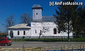 [P10] Biserica 'Sf. Treime'. Măgureni jud. Prahova » foto by traian.leuca †
 - 
<span class="allrVoted glyphicon glyphicon-heart hidden" id="av415009"></span>
<a class="m-l-10 hidden" id="sv415009" onclick="voting_Foto_DelVot(,415009,23926)" role="button">șterge vot <span class="glyphicon glyphicon-remove"></span></a>
<a id="v9415009" class=" c-red"  onclick="voting_Foto_SetVot(415009)" role="button"><span class="glyphicon glyphicon-heart-empty"></span> <b>LIKE</b> = Votează poza</a> <img class="hidden"  id="f415009W9" src="/imagini/loader.gif" border="0" /><span class="AjErrMes hidden" id="e415009ErM"></span>