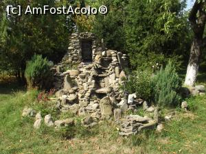 [P20] Manastirea Jercalai - Dupa ce am lasat masina in parcare am patruns in curte » foto by mishu
 - 
<span class="allrVoted glyphicon glyphicon-heart hidden" id="av799625"></span>
<a class="m-l-10 hidden" id="sv799625" onclick="voting_Foto_DelVot(,799625,23926)" role="button">șterge vot <span class="glyphicon glyphicon-remove"></span></a>
<a id="v9799625" class=" c-red"  onclick="voting_Foto_SetVot(799625)" role="button"><span class="glyphicon glyphicon-heart-empty"></span> <b>LIKE</b> = Votează poza</a> <img class="hidden"  id="f799625W9" src="/imagini/loader.gif" border="0" /><span class="AjErrMes hidden" id="e799625ErM"></span>