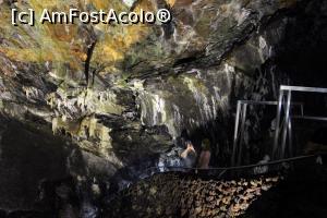 [P18] Insula Terceira, Gruta Algar do Carvao, o bucățică din tavan și formațiuni carstice » foto by mprofeanu
 - 
<span class="allrVoted glyphicon glyphicon-heart hidden" id="av995529"></span>
<a class="m-l-10 hidden" id="sv995529" onclick="voting_Foto_DelVot(,995529,23953)" role="button">șterge vot <span class="glyphicon glyphicon-remove"></span></a>
<a id="v9995529" class=" c-red"  onclick="voting_Foto_SetVot(995529)" role="button"><span class="glyphicon glyphicon-heart-empty"></span> <b>LIKE</b> = Votează poza</a> <img class="hidden"  id="f995529W9" src="/imagini/loader.gif" border="0" /><span class="AjErrMes hidden" id="e995529ErM"></span>