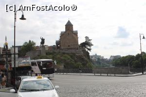 [P26] Georgia, Tbilisi, Biserica Metekhi, a Sf. Fecioare și Statuia Regelui Wachtang I văzute din Median Square și aproape de Podul Metekhi » foto by mprofeanu
 - 
<span class="allrVoted glyphicon glyphicon-heart hidden" id="av1149625"></span>
<a class="m-l-10 hidden" id="sv1149625" onclick="voting_Foto_DelVot(,1149625,24087)" role="button">șterge vot <span class="glyphicon glyphicon-remove"></span></a>
<a id="v91149625" class=" c-red"  onclick="voting_Foto_SetVot(1149625)" role="button"><span class="glyphicon glyphicon-heart-empty"></span> <b>LIKE</b> = Votează poza</a> <img class="hidden"  id="f1149625W9" src="/imagini/loader.gif" border="0" /><span class="AjErrMes hidden" id="e1149625ErM"></span>