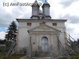 [P16] Intrarea în Biserică. Uși superbe, însemn de monument istoric, coloane grecești, trepte smulse.  » foto by mihaelavoicu
 - 
<span class="allrVoted glyphicon glyphicon-heart hidden" id="av993260"></span>
<a class="m-l-10 hidden" id="sv993260" onclick="voting_Foto_DelVot(,993260,24092)" role="button">șterge vot <span class="glyphicon glyphicon-remove"></span></a>
<a id="v9993260" class=" c-red"  onclick="voting_Foto_SetVot(993260)" role="button"><span class="glyphicon glyphicon-heart-empty"></span> <b>LIKE</b> = Votează poza</a> <img class="hidden"  id="f993260W9" src="/imagini/loader.gif" border="0" /><span class="AjErrMes hidden" id="e993260ErM"></span>