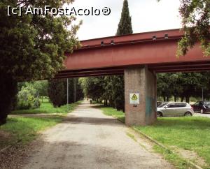 [P34] Parcul Chico Mendez - pe deasupra trece minimetroul » foto by Carmen Ion
 - 
<span class="allrVoted glyphicon glyphicon-heart hidden" id="av994445"></span>
<a class="m-l-10 hidden" id="sv994445" onclick="voting_Foto_DelVot(,994445,24112)" role="button">șterge vot <span class="glyphicon glyphicon-remove"></span></a>
<a id="v9994445" class=" c-red"  onclick="voting_Foto_SetVot(994445)" role="button"><span class="glyphicon glyphicon-heart-empty"></span> <b>LIKE</b> = Votează poza</a> <img class="hidden"  id="f994445W9" src="/imagini/loader.gif" border="0" /><span class="AjErrMes hidden" id="e994445ErM"></span>