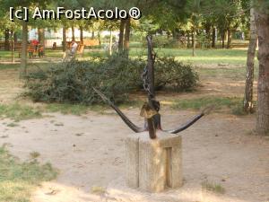 [P37] Fetești - În parc.  » foto by iulianic
 - 
<span class="allrVoted glyphicon glyphicon-heart hidden" id="av1001341"></span>
<a class="m-l-10 hidden" id="sv1001341" onclick="voting_Foto_DelVot(,1001341,24182)" role="button">șterge vot <span class="glyphicon glyphicon-remove"></span></a>
<a id="v91001341" class=" c-red"  onclick="voting_Foto_SetVot(1001341)" role="button"><span class="glyphicon glyphicon-heart-empty"></span> <b>LIKE</b> = Votează poza</a> <img class="hidden"  id="f1001341W9" src="/imagini/loader.gif" border="0" /><span class="AjErrMes hidden" id="e1001341ErM"></span>