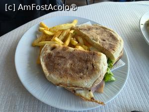[P57] Restaurant Santana » foto by crismis
 - 
<span class="allrVoted glyphicon glyphicon-heart hidden" id="av1532982"></span>
<a class="m-l-10 hidden" id="sv1532982" onclick="voting_Foto_DelVot(,1532982,24227)" role="button">șterge vot <span class="glyphicon glyphicon-remove"></span></a>
<a id="v91532982" class=" c-red"  onclick="voting_Foto_SetVot(1532982)" role="button"><span class="glyphicon glyphicon-heart-empty"></span> <b>LIKE</b> = Votează poza</a> <img class="hidden"  id="f1532982W9" src="/imagini/loader.gif" border="0" /><span class="AjErrMes hidden" id="e1532982ErM"></span>