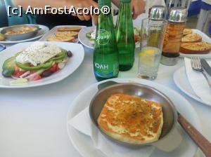 [P14] Meniu la Zum-Zum: Salata greceasca, Saganaki, Garlik breed si Soda. Doar aperitiv... ! » foto by ovidiuyepi
 - 
<span class="allrVoted glyphicon glyphicon-heart hidden" id="av1208921"></span>
<a class="m-l-10 hidden" id="sv1208921" onclick="voting_Foto_DelVot(,1208921,24292)" role="button">șterge vot <span class="glyphicon glyphicon-remove"></span></a>
<a id="v91208921" class=" c-red"  onclick="voting_Foto_SetVot(1208921)" role="button"><span class="glyphicon glyphicon-heart-empty"></span> <b>LIKE</b> = Votează poza</a> <img class="hidden"  id="f1208921W9" src="/imagini/loader.gif" border="0" /><span class="AjErrMes hidden" id="e1208921ErM"></span>