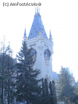 [P19] Monumente în apropiere: Turnul central de la Palatul Culturii, Iași.  » foto by tata123 🔱
 - 
<span class="allrVoted glyphicon glyphicon-heart hidden" id="av1007881"></span>
<a class="m-l-10 hidden" id="sv1007881" onclick="voting_Foto_DelVot(,1007881,24312)" role="button">șterge vot <span class="glyphicon glyphicon-remove"></span></a>
<a id="v91007881" class=" c-red"  onclick="voting_Foto_SetVot(1007881)" role="button"><span class="glyphicon glyphicon-heart-empty"></span> <b>LIKE</b> = Votează poza</a> <img class="hidden"  id="f1007881W9" src="/imagini/loader.gif" border="0" /><span class="AjErrMes hidden" id="e1007881ErM"></span>