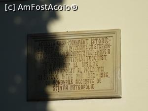 [P06] Panou pe Casa parohială care ne vorbește despre aceleași lucrări de restaurare din anii 80.  » foto by tata123 🔱
 - 
<span class="allrVoted glyphicon glyphicon-heart hidden" id="av1007868"></span>
<a class="m-l-10 hidden" id="sv1007868" onclick="voting_Foto_DelVot(,1007868,24312)" role="button">șterge vot <span class="glyphicon glyphicon-remove"></span></a>
<a id="v91007868" class=" c-red"  onclick="voting_Foto_SetVot(1007868)" role="button"><span class="glyphicon glyphicon-heart-empty"></span> <b>LIKE</b> = Votează poza</a> <img class="hidden"  id="f1007868W9" src="/imagini/loader.gif" border="0" /><span class="AjErrMes hidden" id="e1007868ErM"></span>