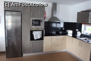 [P30] Insula Faial, Horta, Pensiunea Monte da Guia, Bucătăria din camera multifuncțională de la etaj » foto by mprofeanu
 - 
<span class="allrVoted glyphicon glyphicon-heart hidden" id="av1011378"></span>
<a class="m-l-10 hidden" id="sv1011378" onclick="voting_Foto_DelVot(,1011378,24353)" role="button">șterge vot <span class="glyphicon glyphicon-remove"></span></a>
<a id="v91011378" class=" c-red"  onclick="voting_Foto_SetVot(1011378)" role="button"><span class="glyphicon glyphicon-heart-empty"></span> <b>LIKE</b> = Votează poza</a> <img class="hidden"  id="f1011378W9" src="/imagini/loader.gif" border="0" /><span class="AjErrMes hidden" id="e1011378ErM"></span>