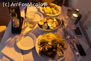 [P11] Ponta Delgada, Casa Do Bife O Galego, Masa noastră din a doua seară » foto by mprofeanu
 - 
<span class="allrVoted glyphicon glyphicon-heart hidden" id="av1017762"></span>
<a class="m-l-10 hidden" id="sv1017762" onclick="voting_Foto_DelVot(,1017762,24421)" role="button">șterge vot <span class="glyphicon glyphicon-remove"></span></a>
<a id="v91017762" class=" c-red"  onclick="voting_Foto_SetVot(1017762)" role="button"><span class="glyphicon glyphicon-heart-empty"></span> <b>LIKE</b> = Votează poza</a> <img class="hidden"  id="f1017762W9" src="/imagini/loader.gif" border="0" /><span class="AjErrMes hidden" id="e1017762ErM"></span>