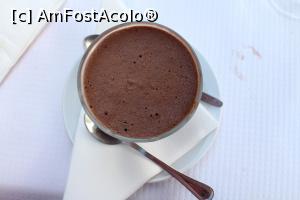 [P07] Ponta Delgada, Casa Do Bife O Galego, Mousse Chocolate chiar mi-a plăcut » foto by mprofeanu
 - 
<span class="allrVoted glyphicon glyphicon-heart hidden" id="av1017758"></span>
<a class="m-l-10 hidden" id="sv1017758" onclick="voting_Foto_DelVot(,1017758,24421)" role="button">șterge vot <span class="glyphicon glyphicon-remove"></span></a>
<a id="v91017758" class=" c-red"  onclick="voting_Foto_SetVot(1017758)" role="button"><span class="glyphicon glyphicon-heart-empty"></span> <b>LIKE</b> = Votează poza</a> <img class="hidden"  id="f1017758W9" src="/imagini/loader.gif" border="0" /><span class="AjErrMes hidden" id="e1017758ErM"></span>