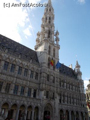 [P16] Primăria din Bruxelles.  » foto by mihaelavoicu
 - 
<span class="allrVoted glyphicon glyphicon-heart hidden" id="av1022181"></span>
<a class="m-l-10 hidden" id="sv1022181" onclick="voting_Foto_DelVot(,1022181,24454)" role="button">șterge vot <span class="glyphicon glyphicon-remove"></span></a>
<a id="v91022181" class=" c-red"  onclick="voting_Foto_SetVot(1022181)" role="button"><span class="glyphicon glyphicon-heart-empty"></span> <b>LIKE</b> = Votează poza</a> <img class="hidden"  id="f1022181W9" src="/imagini/loader.gif" border="0" /><span class="AjErrMes hidden" id="e1022181ErM"></span>