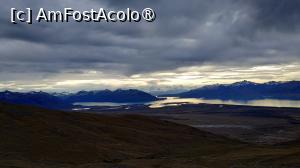 [P18] Lacul Argentino, in zare Torres del Paine » foto by elenaadina
 - 
<span class="allrVoted glyphicon glyphicon-heart hidden" id="av1529588"></span>
<a class="m-l-10 hidden" id="sv1529588" onclick="voting_Foto_DelVot(,1529588,24479)" role="button">șterge vot <span class="glyphicon glyphicon-remove"></span></a>
<a id="v91529588" class=" c-red"  onclick="voting_Foto_SetVot(1529588)" role="button"><span class="glyphicon glyphicon-heart-empty"></span> <b>LIKE</b> = Votează poza</a> <img class="hidden"  id="f1529588W9" src="/imagini/loader.gif" border="0" /><span class="AjErrMes hidden" id="e1529588ErM"></span>