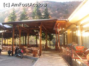 [P18] Family Hotel Gorski Kut. Terasa in lumina soarelui de noiembrie.  » foto by Floria
 - 
<span class="allrVoted glyphicon glyphicon-heart hidden" id="av1029151"></span>
<a class="m-l-10 hidden" id="sv1029151" onclick="voting_Foto_DelVot(,1029151,24563)" role="button">șterge vot <span class="glyphicon glyphicon-remove"></span></a>
<a id="v91029151" class=" c-red"  onclick="voting_Foto_SetVot(1029151)" role="button"><span class="glyphicon glyphicon-heart-empty"></span> <b>LIKE</b> = Votează poza</a> <img class="hidden"  id="f1029151W9" src="/imagini/loader.gif" border="0" /><span class="AjErrMes hidden" id="e1029151ErM"></span>