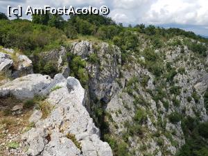 [P17] Abruptul stâncos al masivului Ciucaru Mare și alte puncte de belvedere. » foto by Floryn81
 - 
<span class="allrVoted glyphicon glyphicon-heart hidden" id="av1209999"></span>
<a class="m-l-10 hidden" id="sv1209999" onclick="voting_Foto_DelVot(,1209999,24578)" role="button">șterge vot <span class="glyphicon glyphicon-remove"></span></a>
<a id="v91209999" class=" c-red"  onclick="voting_Foto_SetVot(1209999)" role="button"><span class="glyphicon glyphicon-heart-empty"></span> <b>LIKE</b> = Votează poza</a> <img class="hidden"  id="f1209999W9" src="/imagini/loader.gif" border="0" /><span class="AjErrMes hidden" id="e1209999ErM"></span>