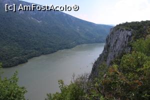 [P06] Parcul Natural Porțile de Fier, Masivul Ciucaru Mare, Cazanele Mari văzute de la Primul Punct de belvedere de pe Traseul Dubova – Ciucaru Mare » foto by mprofeanu
 - 
<span class="allrVoted glyphicon glyphicon-heart hidden" id="av1191438"></span>
<a class="m-l-10 hidden" id="sv1191438" onclick="voting_Foto_DelVot(,1191438,24578)" role="button">șterge vot <span class="glyphicon glyphicon-remove"></span></a>
<a id="v91191438" class=" c-red"  onclick="voting_Foto_SetVot(1191438)" role="button"><span class="glyphicon glyphicon-heart-empty"></span> <b>LIKE</b> = Votează poza</a> <img class="hidden"  id="f1191438W9" src="/imagini/loader.gif" border="0" /><span class="AjErrMes hidden" id="e1191438ErM"></span>