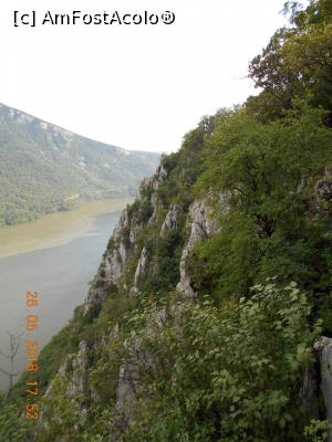 [P19] Dunărea văzută de pe Ciucăru Mare » foto by zlatna
 - 
<span class="allrVoted glyphicon glyphicon-heart hidden" id="av1030462"></span>
<a class="m-l-10 hidden" id="sv1030462" onclick="voting_Foto_DelVot(,1030462,24578)" role="button">șterge vot <span class="glyphicon glyphicon-remove"></span></a>
<a id="v91030462" class=" c-red"  onclick="voting_Foto_SetVot(1030462)" role="button"><span class="glyphicon glyphicon-heart-empty"></span> <b>LIKE</b> = Votează poza</a> <img class="hidden"  id="f1030462W9" src="/imagini/loader.gif" border="0" /><span class="AjErrMes hidden" id="e1030462ErM"></span>