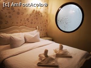 [P11] Romantic Boutique Hotel; dormitor » foto by crismis
 - 
<span class="allrVoted glyphicon glyphicon-heart hidden" id="av1193139"></span>
<a class="m-l-10 hidden" id="sv1193139" onclick="voting_Foto_DelVot(,1193139,24595)" role="button">șterge vot <span class="glyphicon glyphicon-remove"></span></a>
<a id="v91193139" class=" c-red"  onclick="voting_Foto_SetVot(1193139)" role="button"><span class="glyphicon glyphicon-heart-empty"></span> <b>LIKE</b> = Votează poza</a> <img class="hidden"  id="f1193139W9" src="/imagini/loader.gif" border="0" /><span class="AjErrMes hidden" id="e1193139ErM"></span>