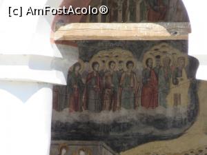 [P06] Pictură din pridvor - Biserica „Sf. Andrei” din Frunzănești-Fundeni.  » foto by tata123 🔱
 - 
<span class="allrVoted glyphicon glyphicon-heart hidden" id="av776074"></span>
<a class="m-l-10 hidden" id="sv776074" onclick="voting_Foto_DelVot(,776074,24699)" role="button">șterge vot <span class="glyphicon glyphicon-remove"></span></a>
<a id="v9776074" class=" c-red"  onclick="voting_Foto_SetVot(776074)" role="button"><span class="glyphicon glyphicon-heart-empty"></span> <b>LIKE</b> = Votează poza</a> <img class="hidden"  id="f776074W9" src="/imagini/loader.gif" border="0" /><span class="AjErrMes hidden" id="e776074ErM"></span>