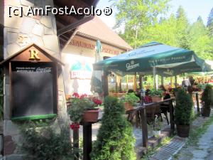 [P77] Restaurante: Regales » foto by Michi
 - 
<span class="allrVoted glyphicon glyphicon-heart hidden" id="av1331679"></span>
<a class="m-l-10 hidden" id="sv1331679" onclick="voting_Foto_DelVot(,1331679,24741)" role="button">șterge vot <span class="glyphicon glyphicon-remove"></span></a>
<a id="v91331679" class=" c-red"  onclick="voting_Foto_SetVot(1331679)" role="button"><span class="glyphicon glyphicon-heart-empty"></span> <b>LIKE</b> = Votează poza</a> <img class="hidden"  id="f1331679W9" src="/imagini/loader.gif" border="0" /><span class="AjErrMes hidden" id="e1331679ErM"></span>