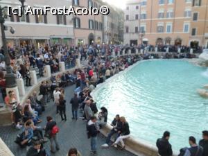 [P06] Aglomeratia la celebra Fontana di Trevi...  » foto by ultrasro
 - 
<span class="allrVoted glyphicon glyphicon-heart hidden" id="av1047081"></span>
<a class="m-l-10 hidden" id="sv1047081" onclick="voting_Foto_DelVot(,1047081,24769)" role="button">șterge vot <span class="glyphicon glyphicon-remove"></span></a>
<a id="v91047081" class=" c-red"  onclick="voting_Foto_SetVot(1047081)" role="button"><span class="glyphicon glyphicon-heart-empty"></span> <b>LIKE</b> = Votează poza</a> <img class="hidden"  id="f1047081W9" src="/imagini/loader.gif" border="0" /><span class="AjErrMes hidden" id="e1047081ErM"></span>