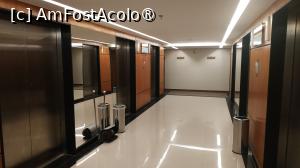 [P33] pe hol, 6 lifturi » foto by elenaadina
 - 
<span class="allrVoted glyphicon glyphicon-heart hidden" id="av1517069"></span>
<a class="m-l-10 hidden" id="sv1517069" onclick="voting_Foto_DelVot(,1517069,24814)" role="button">șterge vot <span class="glyphicon glyphicon-remove"></span></a>
<a id="v91517069" class=" c-red"  onclick="voting_Foto_SetVot(1517069)" role="button"><span class="glyphicon glyphicon-heart-empty"></span> <b>LIKE</b> = Votează poza</a> <img class="hidden"  id="f1517069W9" src="/imagini/loader.gif" border="0" /><span class="AjErrMes hidden" id="e1517069ErM"></span>