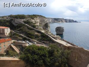 [P07] Bonifacio - Golful și Sentier des Falaises. Vedere de la cetate. » foto by iulianic
 - 
<span class="allrVoted glyphicon glyphicon-heart hidden" id="av1452489"></span>
<a class="m-l-10 hidden" id="sv1452489" onclick="voting_Foto_DelVot(,1452489,24830)" role="button">șterge vot <span class="glyphicon glyphicon-remove"></span></a>
<a id="v91452489" class=" c-red"  onclick="voting_Foto_SetVot(1452489)" role="button"><span class="glyphicon glyphicon-heart-empty"></span> <b>LIKE</b> = Votează poza</a> <img class="hidden"  id="f1452489W9" src="/imagini/loader.gif" border="0" /><span class="AjErrMes hidden" id="e1452489ErM"></span>