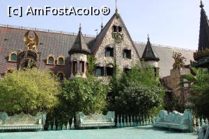[P28] Ravadinovo, Castelul „In Love with the Wind”, Cele două altare de pe fațada de sud - est » foto by mprofeanu
 - 
<span class="allrVoted glyphicon glyphicon-heart hidden" id="av1214606"></span>
<a class="m-l-10 hidden" id="sv1214606" onclick="voting_Foto_DelVot(,1214606,25001)" role="button">șterge vot <span class="glyphicon glyphicon-remove"></span></a>
<a id="v91214606" class=" c-red"  onclick="voting_Foto_SetVot(1214606)" role="button"><span class="glyphicon glyphicon-heart-empty"></span> <b>LIKE</b> = Votează poza</a> <img class="hidden"  id="f1214606W9" src="/imagini/loader.gif" border="0" /><span class="AjErrMes hidden" id="e1214606ErM"></span>