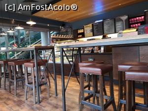 [P19] Starbucks Namur; interior » foto by crismis
 - 
<span class="allrVoted glyphicon glyphicon-heart hidden" id="av1062767"></span>
<a class="m-l-10 hidden" id="sv1062767" onclick="voting_Foto_DelVot(,1062767,25012)" role="button">șterge vot <span class="glyphicon glyphicon-remove"></span></a>
<a id="v91062767" class=" c-red"  onclick="voting_Foto_SetVot(1062767)" role="button"><span class="glyphicon glyphicon-heart-empty"></span> <b>LIKE</b> = Votează poza</a> <img class="hidden"  id="f1062767W9" src="/imagini/loader.gif" border="0" /><span class="AjErrMes hidden" id="e1062767ErM"></span>