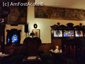 [P41] Jama Michalika Restaurant » foto by crismis
 - 
<span class="allrVoted glyphicon glyphicon-heart hidden" id="av1478748"></span>
<a class="m-l-10 hidden" id="sv1478748" onclick="voting_Foto_DelVot(,1478748,25056)" role="button">șterge vot <span class="glyphicon glyphicon-remove"></span></a>
<a id="v91478748" class=" c-red"  onclick="voting_Foto_SetVot(1478748)" role="button"><span class="glyphicon glyphicon-heart-empty"></span> <b>LIKE</b> = Votează poza</a> <img class="hidden"  id="f1478748W9" src="/imagini/loader.gif" border="0" /><span class="AjErrMes hidden" id="e1478748ErM"></span>