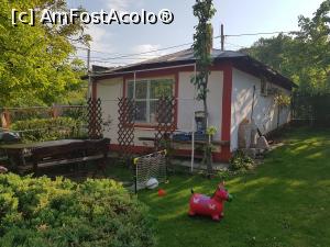 [P13] Aceea este fereastra de la camera unde am stat noi.  » foto by Floryn81
 - 
<span class="allrVoted glyphicon glyphicon-heart hidden" id="av1069758"></span>
<a class="m-l-10 hidden" id="sv1069758" onclick="voting_Foto_DelVot(,1069758,25125)" role="button">șterge vot <span class="glyphicon glyphicon-remove"></span></a>
<a id="v91069758" class=" c-red"  onclick="voting_Foto_SetVot(1069758)" role="button"><span class="glyphicon glyphicon-heart-empty"></span> <b>LIKE</b> = Votează poza</a> <img class="hidden"  id="f1069758W9" src="/imagini/loader.gif" border="0" /><span class="AjErrMes hidden" id="e1069758ErM"></span>