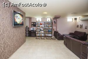 [P12] Zona de relaxare » foto by adrianaglogo <span class="label label-default labelC_thin small">NEVOTABILĂ</span>