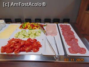 [P27] hotel Ibis Style, mic dejun » foto by Yolanda
 - 
<span class="allrVoted glyphicon glyphicon-heart hidden" id="av1510773"></span>
<a class="m-l-10 hidden" id="sv1510773" onclick="voting_Foto_DelVot(,1510773,25352)" role="button">șterge vot <span class="glyphicon glyphicon-remove"></span></a>
<a id="v91510773" class=" c-red"  onclick="voting_Foto_SetVot(1510773)" role="button"><span class="glyphicon glyphicon-heart-empty"></span> <b>LIKE</b> = Votează poza</a> <img class="hidden"  id="f1510773W9" src="/imagini/loader.gif" border="0" /><span class="AjErrMes hidden" id="e1510773ErM"></span>